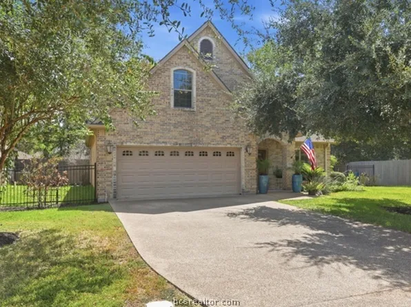 1728 Creekside Cir, College Station, TX 77845