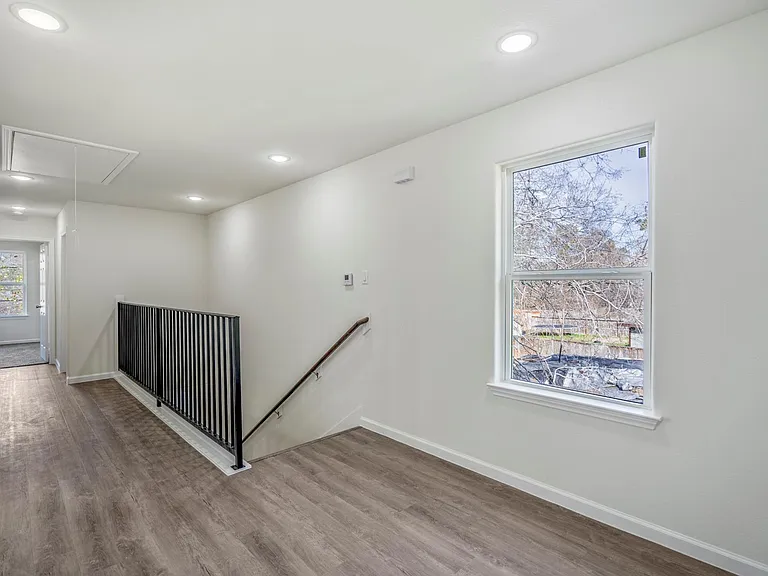 6513 Goldspier St — Photo 11