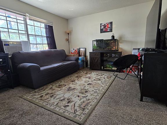 3rd image of 1208 18th Ave