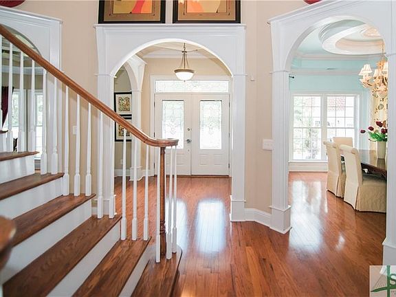 3rd image of 877 Southbridge Blvd