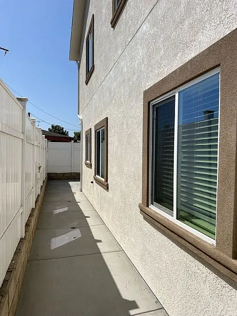 1618 Coolidge St — Photo 3
