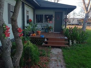 6004 Pine St, Brazoria, TX 77422