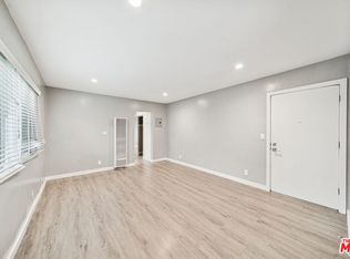 252 S New Hampshire Ave APT 4, Los Angeles, CA 90004