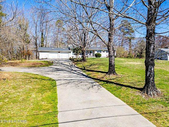 3rd image of 9200 Burchfield Dr