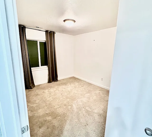 4104 N Fremont Dr — Photo 14