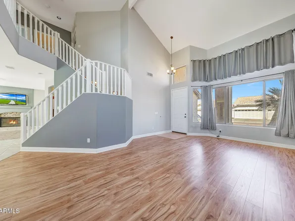 335 W HELENA Drive W, Phoenix, AZ 85023