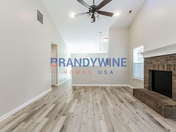 4th image of 2412 Majestic Prince Dr