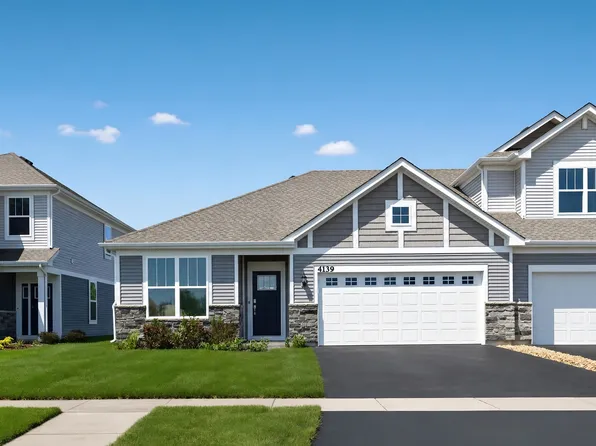 4139 Meadowridge Rd, Woodstock, IL 60098