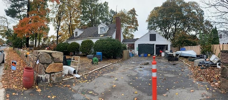 2nd image of 557 Cabot St