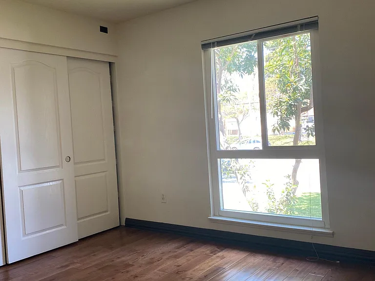 6351 Riverside Dr #20 — Photo 18