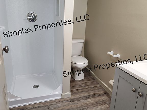 3rd image of 563 W Corunna Ave #5