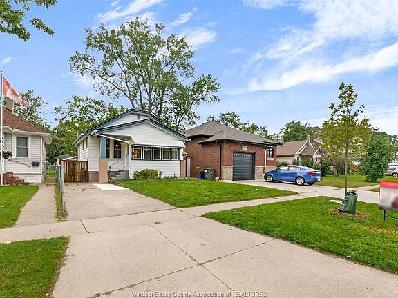 3rd image of 3838 Glenfield St
