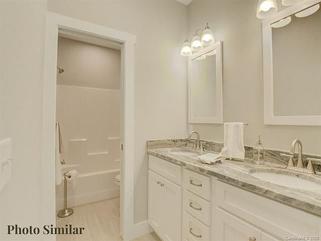 1st image of 156 Leyland Cir #11