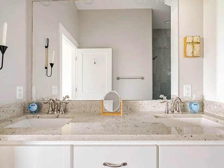1/2 Johnson Crawford Cir E — Photo 20