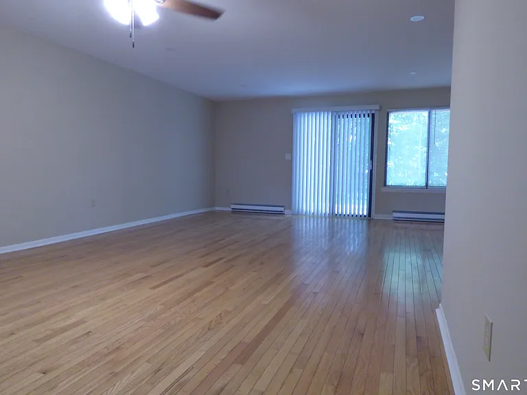 35 Mountain Laurel Ct #35 — Photo 5