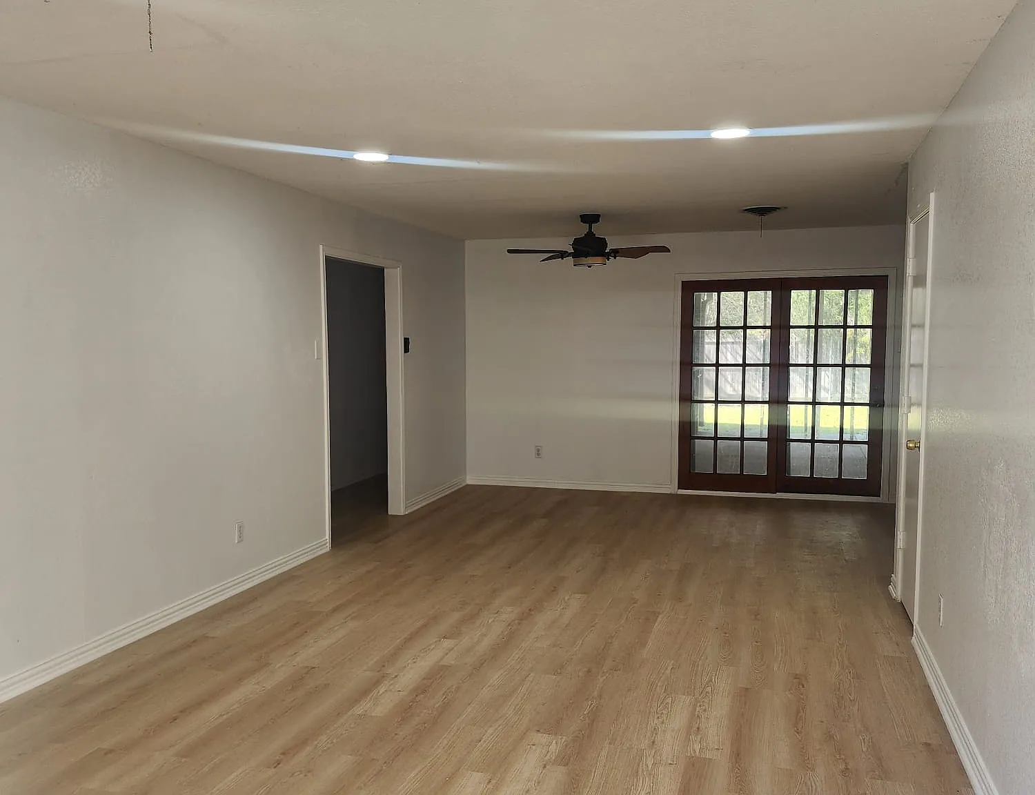 713 Wyche Dr — Photo 1