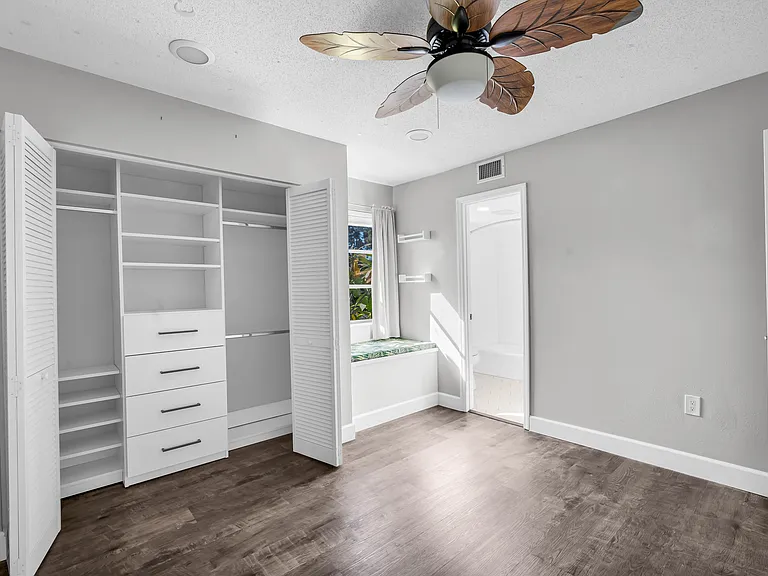 14053 Feather Sound Dr — Photo 24
