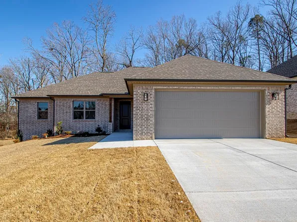 5027 Springwood Cir, Bryant, AR 72022