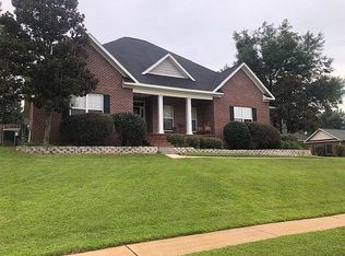 202 Wicklow Dr, Dothan, AL 36303