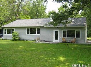 9191 Riverside Rd, Clay, NY 13041
