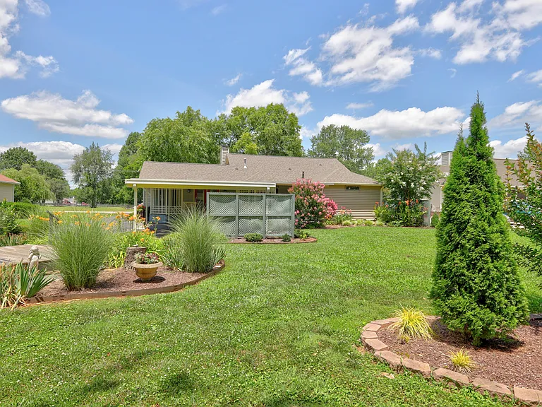 3215 Arthur Dr — Photo 27