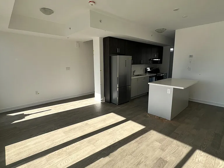 184 Angus Dr #3 — Photo 11