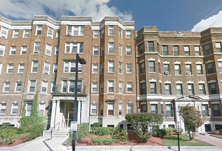235 Park Dr #38 — Photo 3