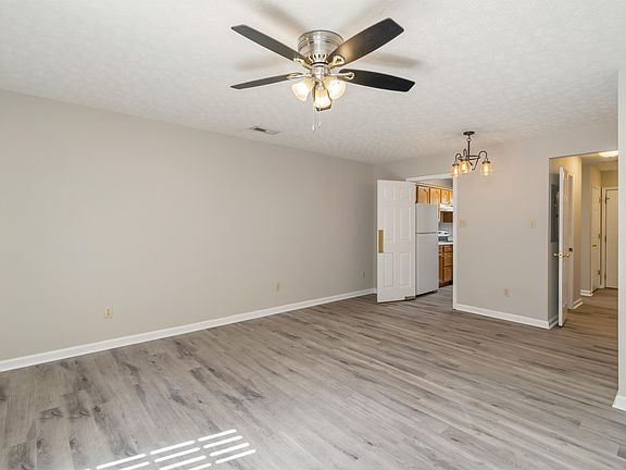 5th image of 348 Indian Hills Cir #6A