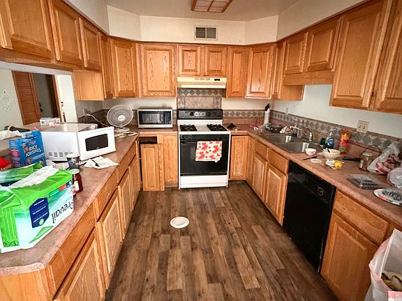 3rd image of 14217 Sedrev Rd NE