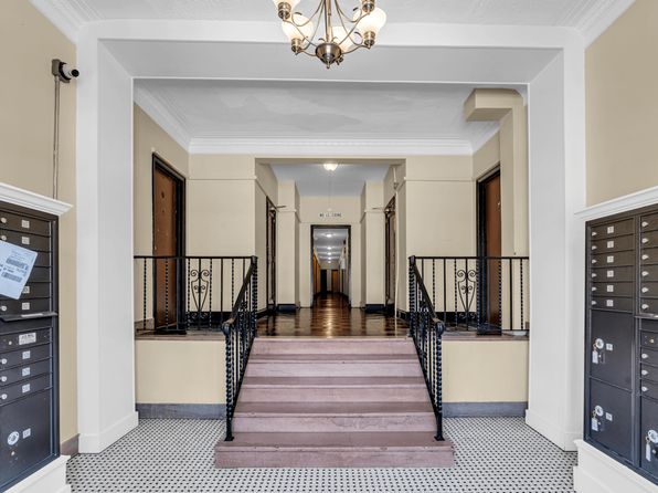 1511 Franklin St NE #406