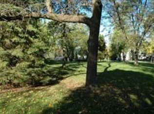 W285N2032 Louis Ave, Pewaukee, WI 53072