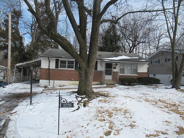 1st image of 1228 Weleba Ave