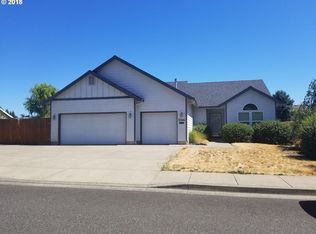 3320 5th St, Columbia City, OR