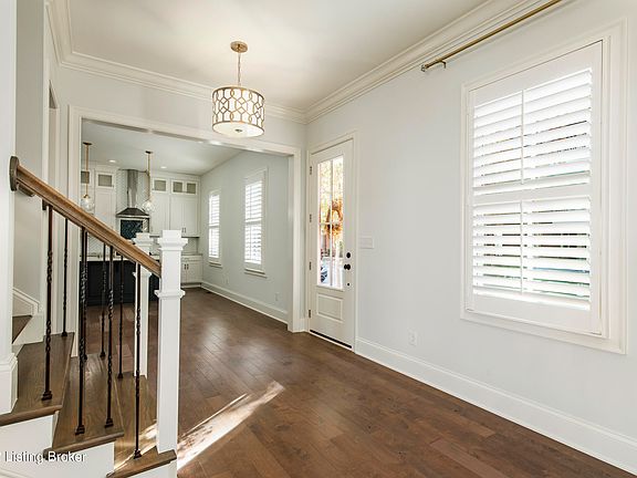 4th image of 9409 Civic Way