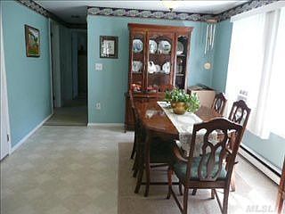 2nd image of 338 Jamaica Ave