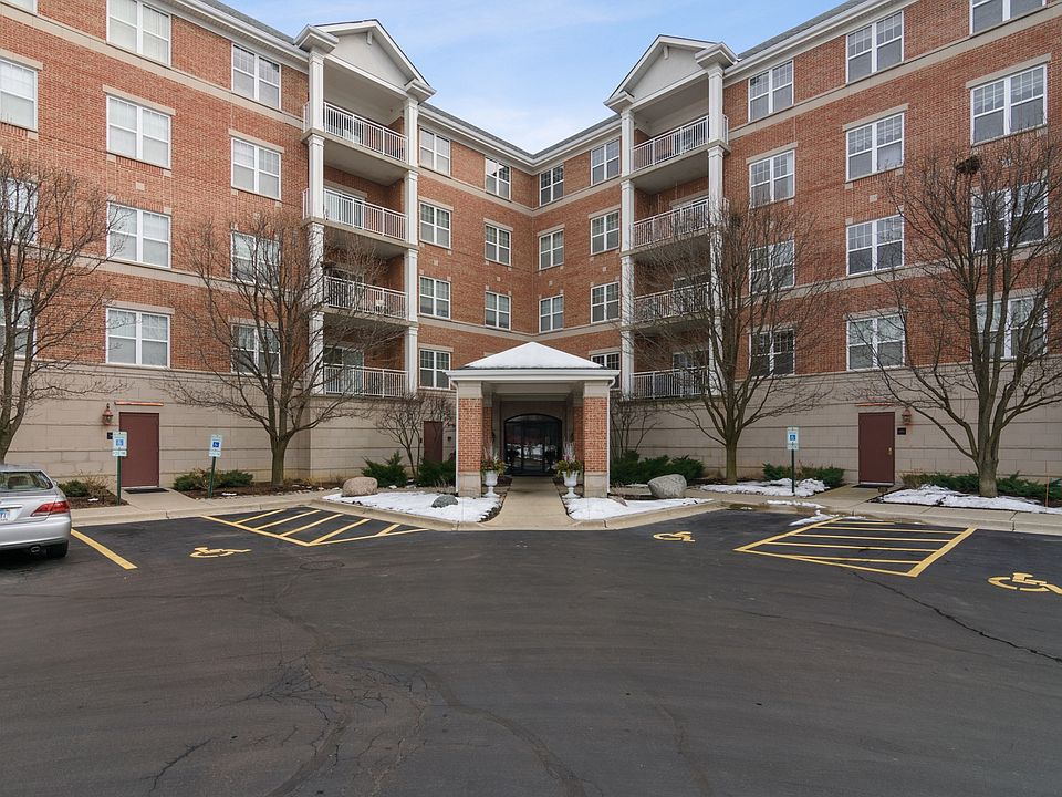 1st image of 101 Pointe Dr Unit 401