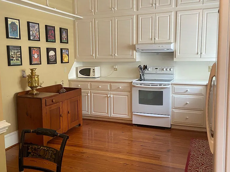 1149 Canton St #C — Photo 25