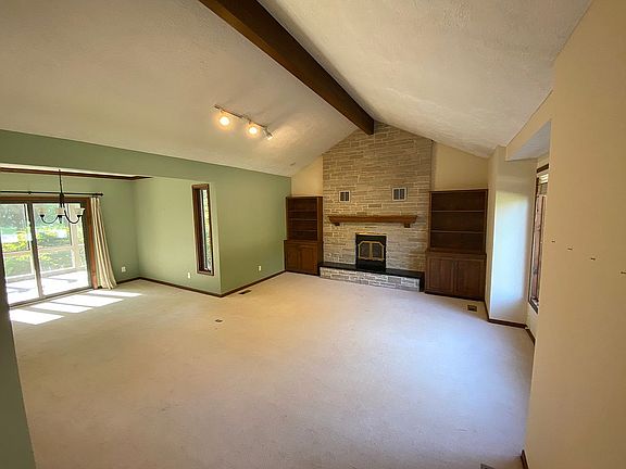 2nd image of 4207 Indian Glen Dr