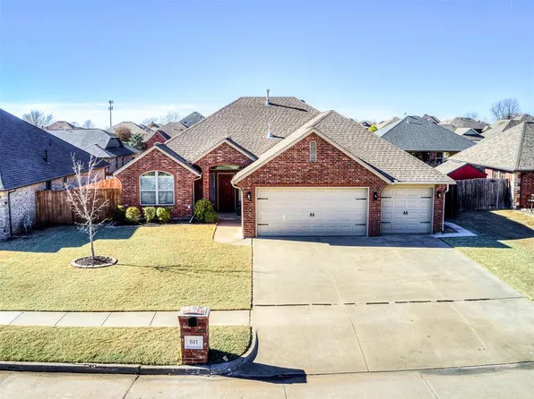 801 S Avery Dr, Moore, OK 73160