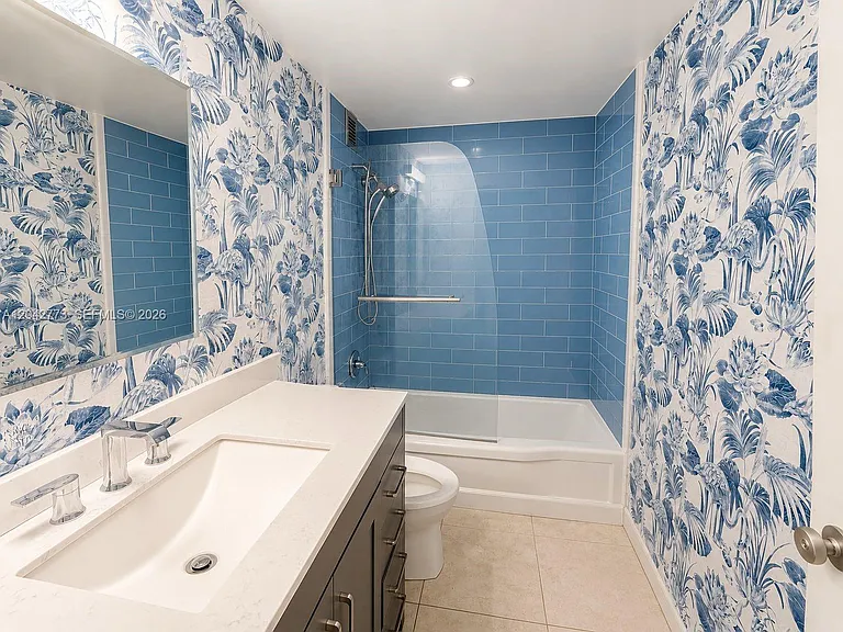 4747 Collins Ave #1101 — Photo 6