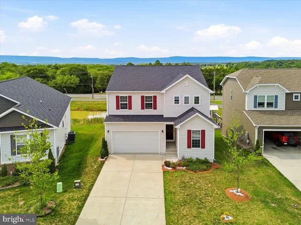 102 Curtain Fall Dr, Middletown, VA 22645