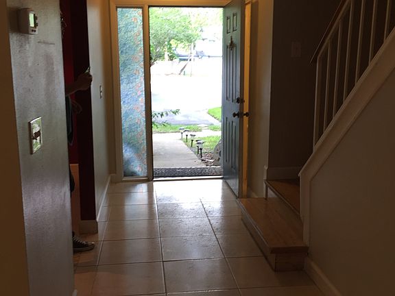 2nd image of 966 Congress Ct