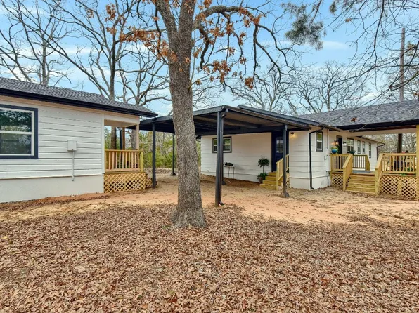 1073 Desvoignes Rd, Denison, TX 75021