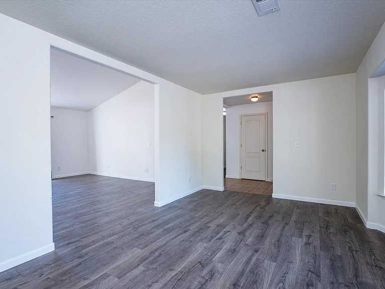 43106 Revis Cir E — Photo 9