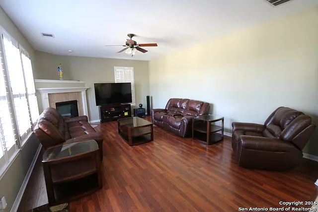21010 Wild Springs Dr — Photo 12