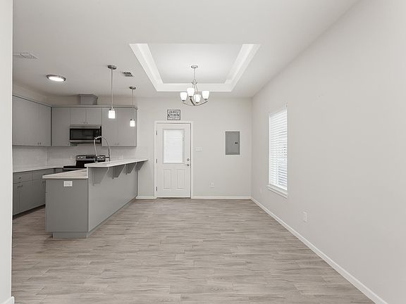 3rd image of 4705 Mulberry Ave