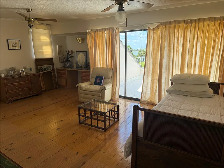 3421 Jolly Roger Cir — Photo 26