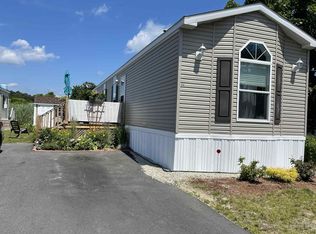 44 Brookwood Dr, Salem, NH 03079