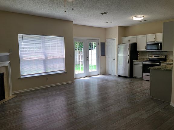 4th image of 618 Holmes Blvd