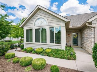 5606 Meadowood Ln, Westerville, OH 43082